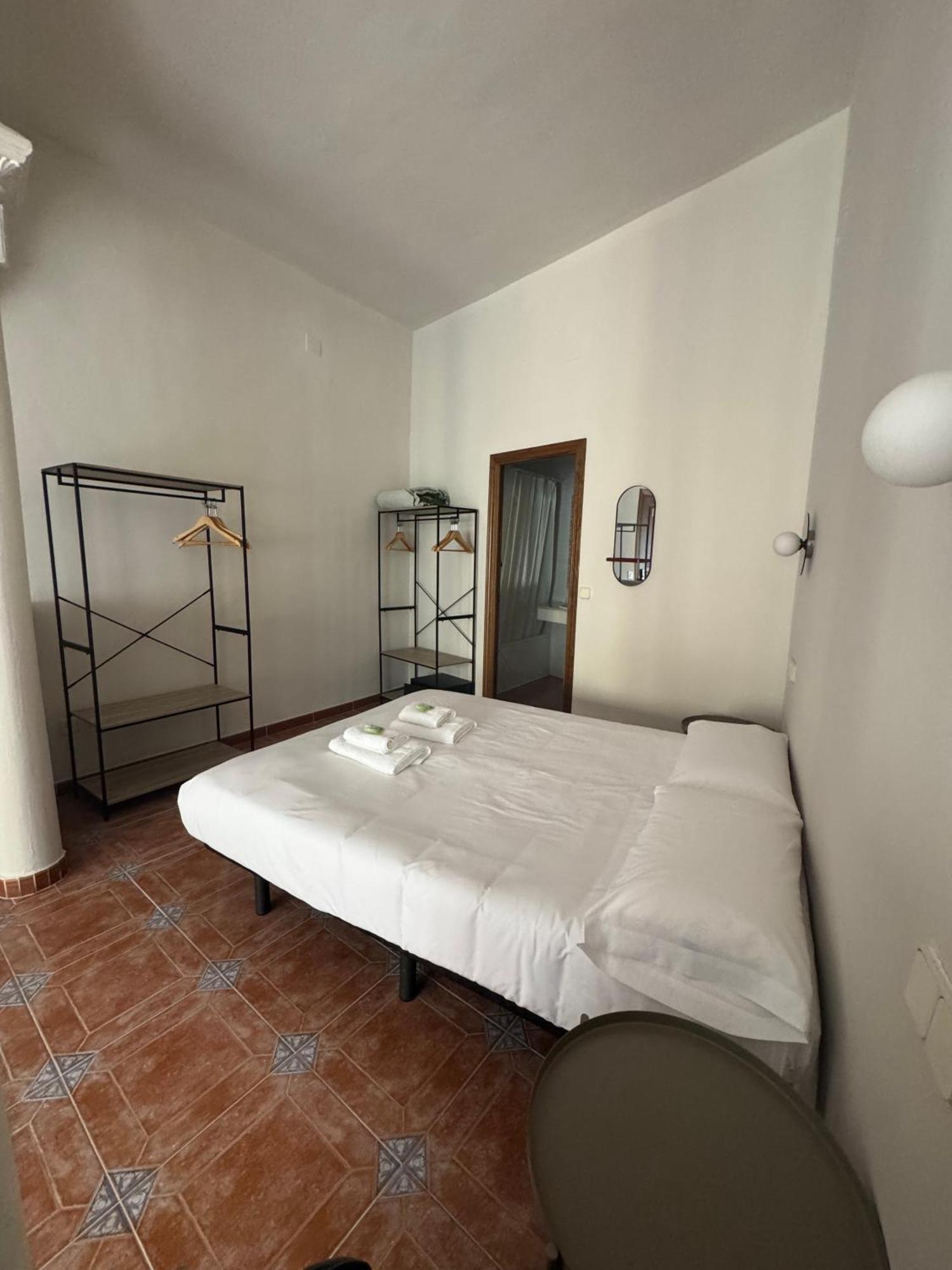 Bedmates Centro Hotel
